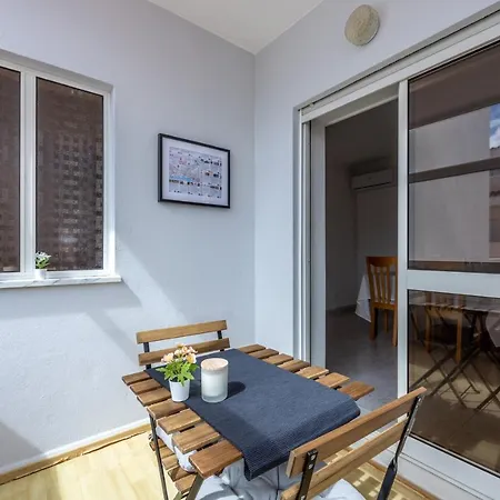 Eurico Apartment